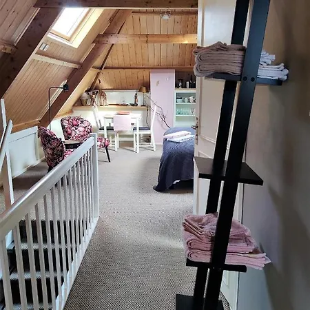 De Buurvrouw Nr.18 Bed & Breakfast 3*