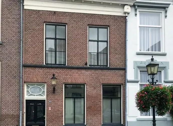 De Buurvrouw Nr.18 Bed & Breakfast Doesburg